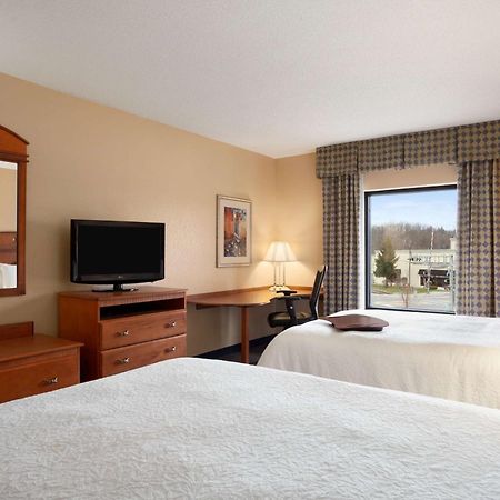 Hampton Inn Geneva Zewnętrze zdjęcie