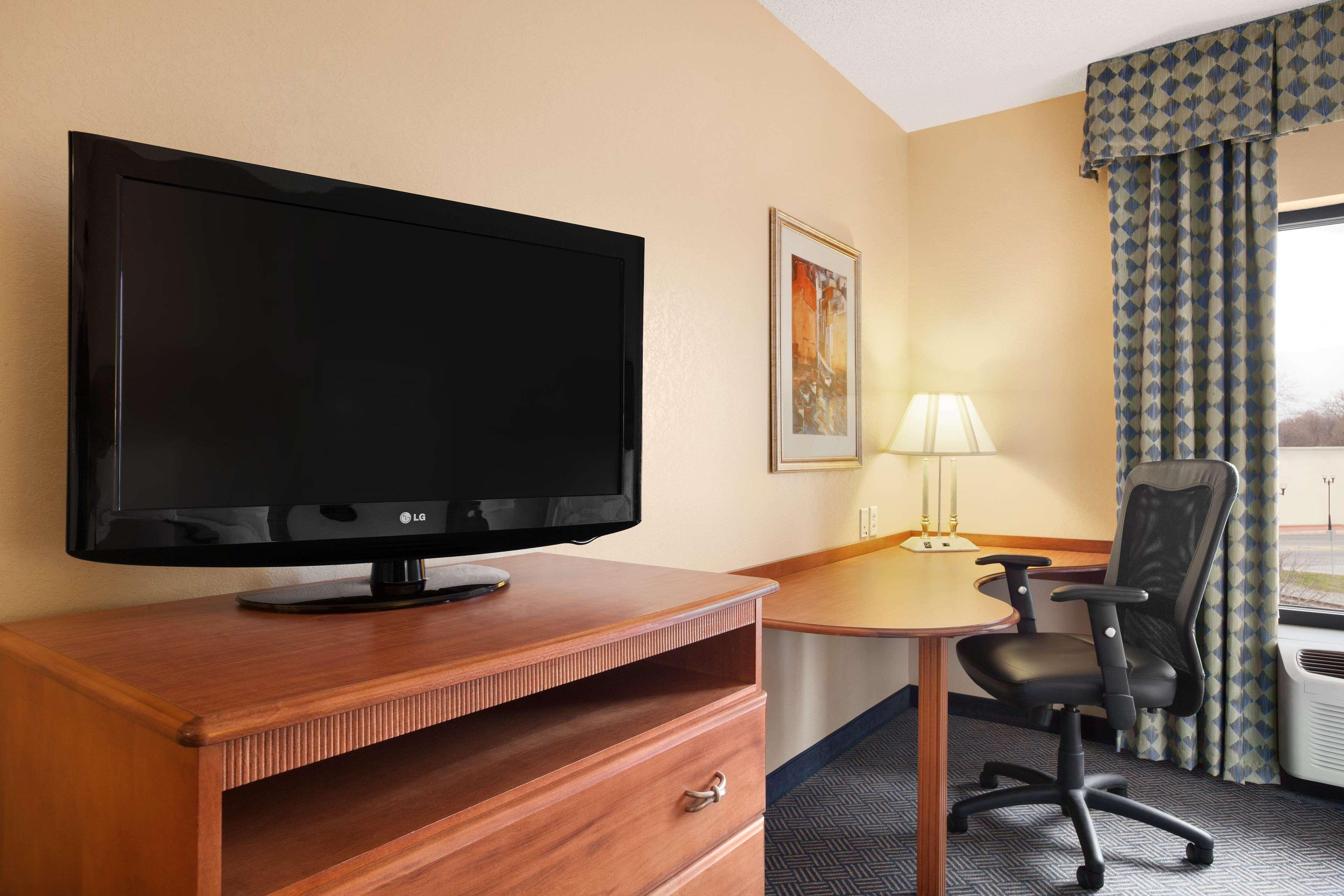 Hampton Inn Geneva Zewnętrze zdjęcie