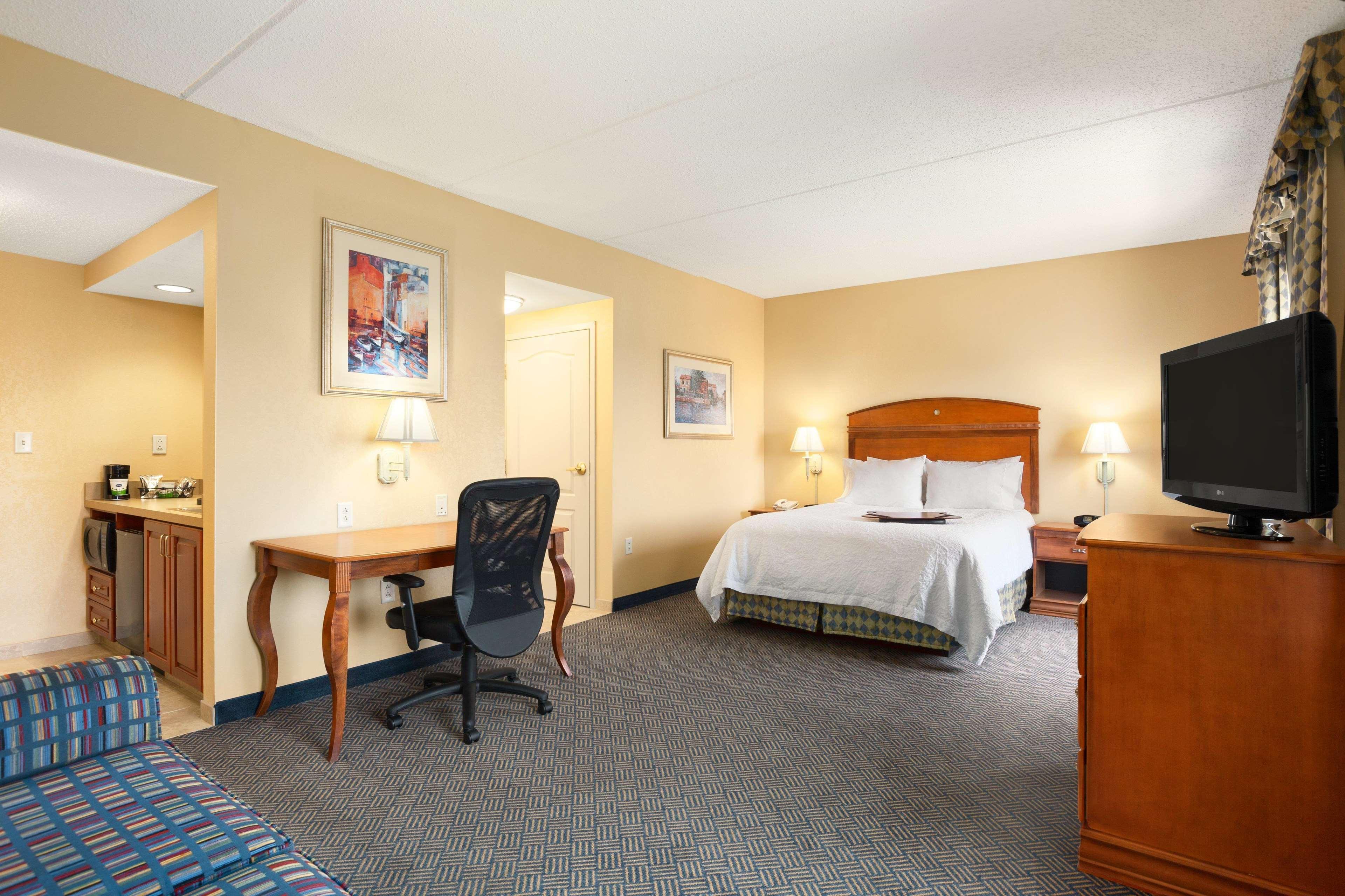 Hampton Inn Geneva Zewnętrze zdjęcie