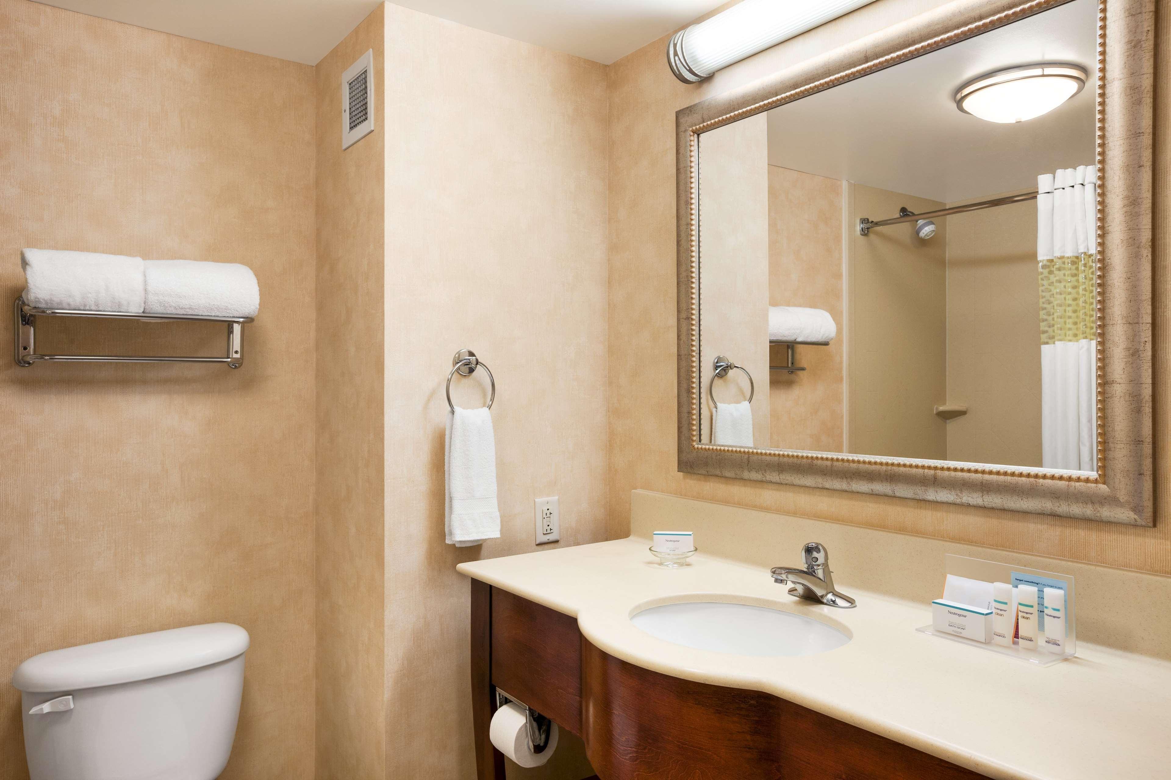 Hampton Inn Geneva Zewnętrze zdjęcie