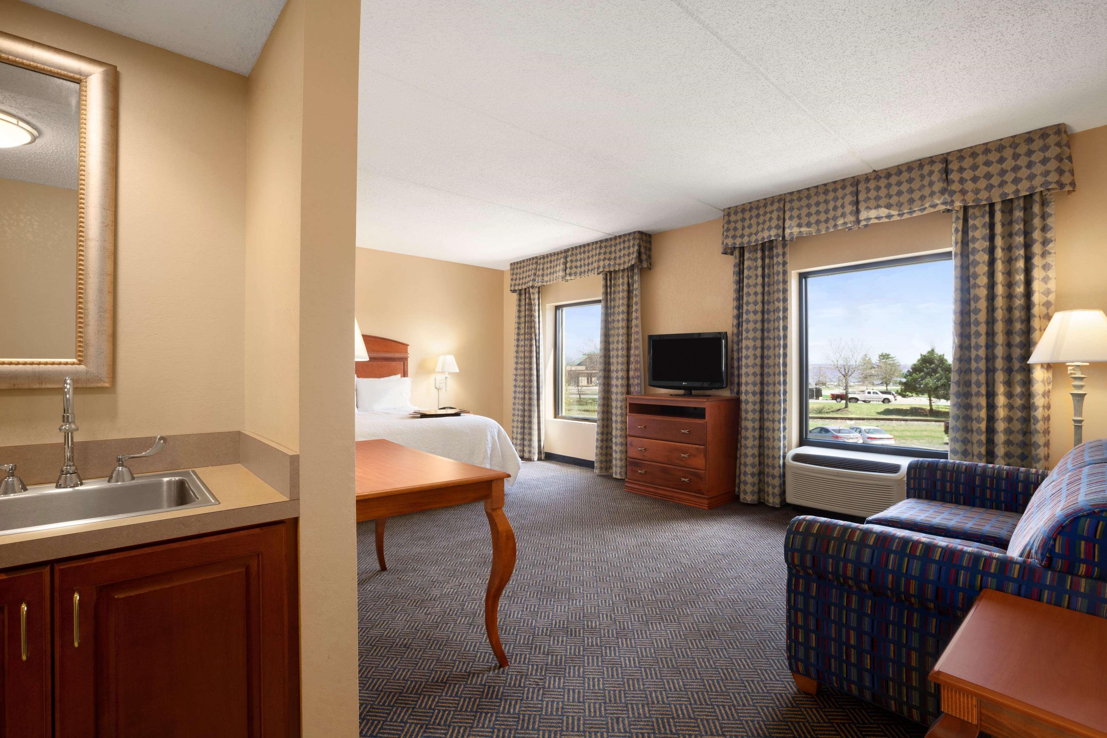 Hampton Inn Geneva Zewnętrze zdjęcie