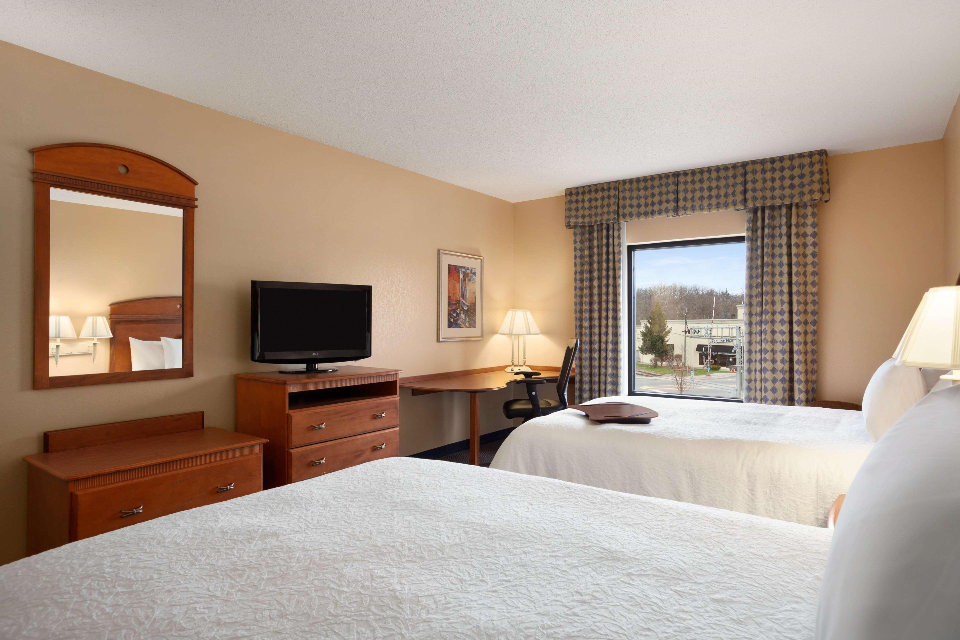 Hampton Inn Geneva Zewnętrze zdjęcie