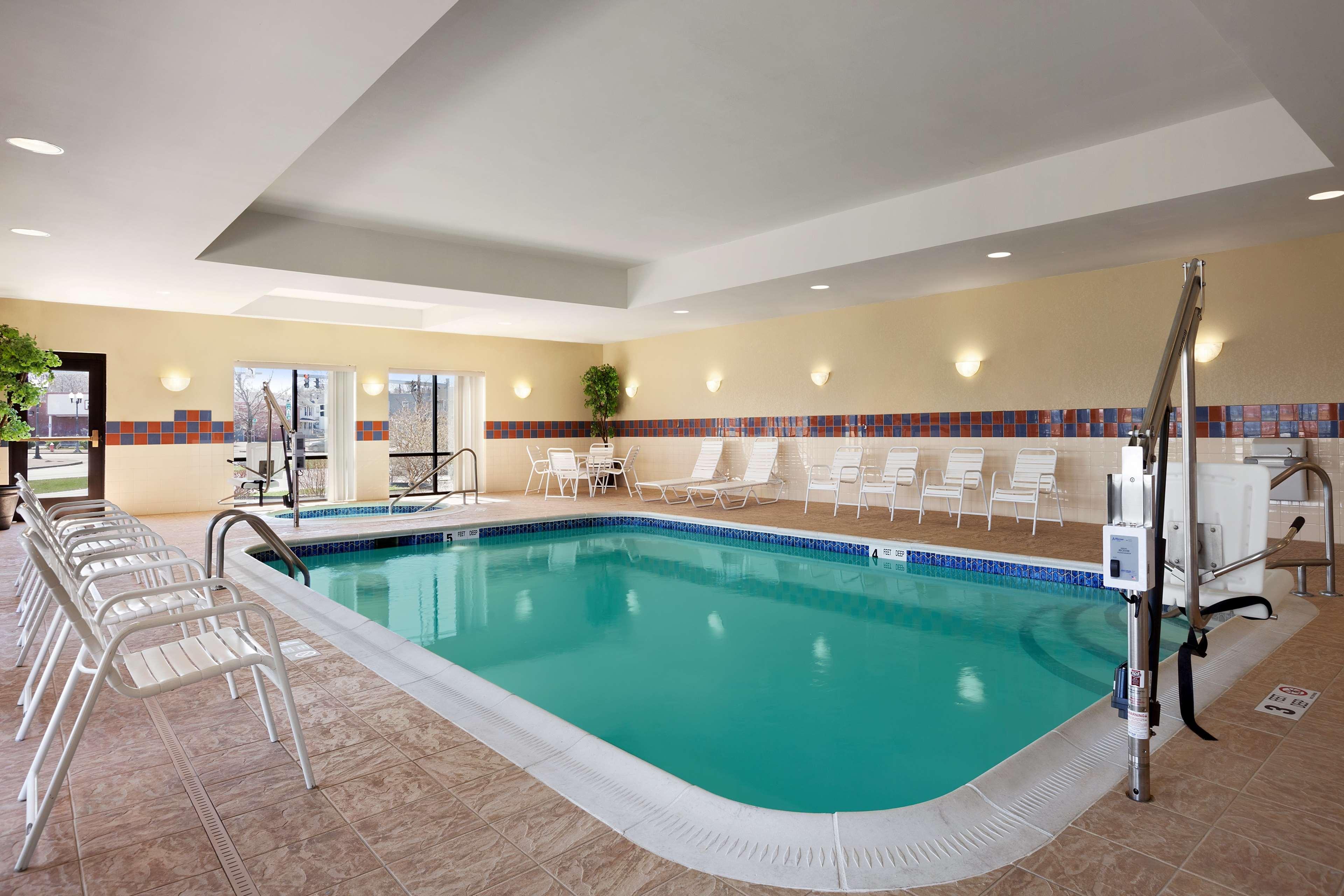 Hampton Inn Geneva Zewnętrze zdjęcie